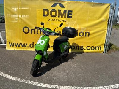 Overzichtsfoto van Super SOCO CUx Elektrische scooter